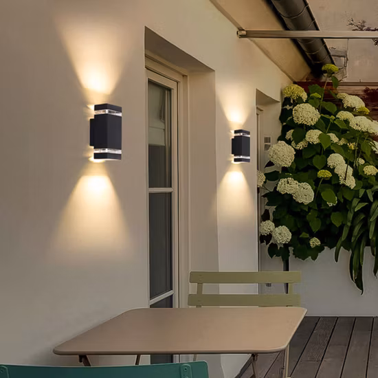 スクエアアップおよびダウンライト屋外 LED ウォールライト 10 ワット Bridgelux チップ絶縁ドライバークールホワイト 6500K IP65 庭用